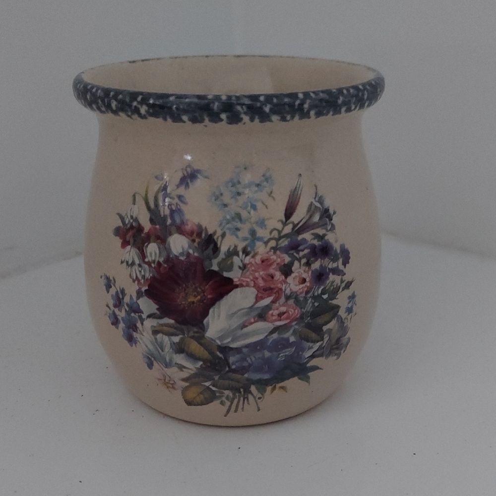 Casey Pottery Floral Design Pot